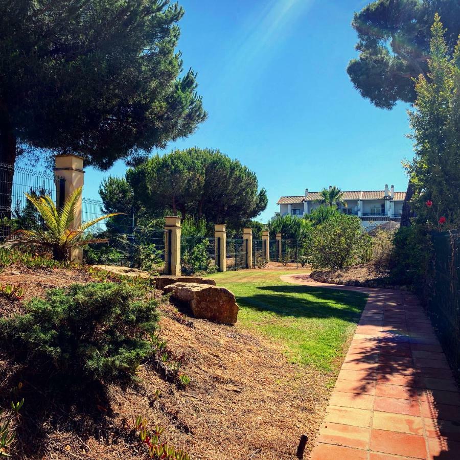 Fantastic 3-Bedroom Holiday Home Including Tennis And Pool Near Golf Course El Portil Eksteriør billede