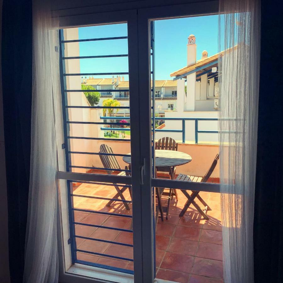 Fantastic 3-Bedroom Holiday Home Including Tennis And Pool Near Golf Course El Portil Eksteriør billede