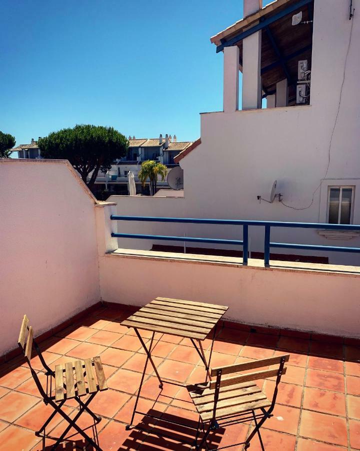 Fantastic 3-Bedroom Holiday Home Including Tennis And Pool Near Golf Course El Portil Eksteriør billede